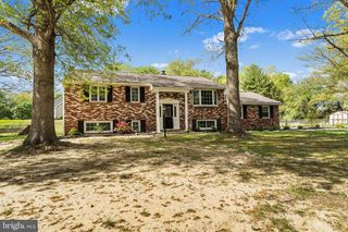 39 HOLLY LANE, Pilesgrove, NJ 08098