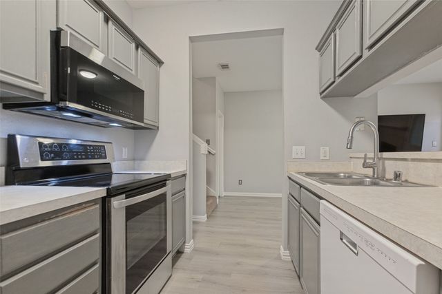 3815 Brandon Park Drive, Garland, TX 75044