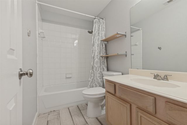 3815 Brandon Park Drive, Garland, TX 75044