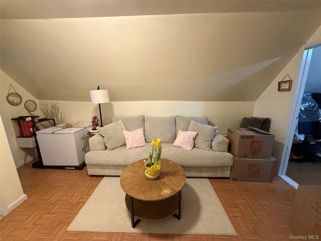 1718 Edison Avenue, Bronx, NY 10461