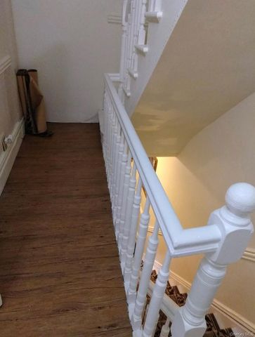 1718 Edison Avenue, Bronx, NY 10461