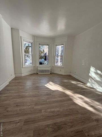 1718 Edison Avenue, Bronx, NY 10461