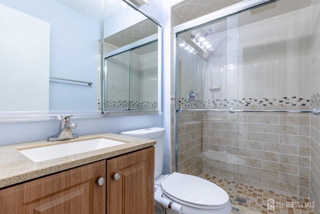 1050 Schmidt Lane, North Brunswick, NJ 08902