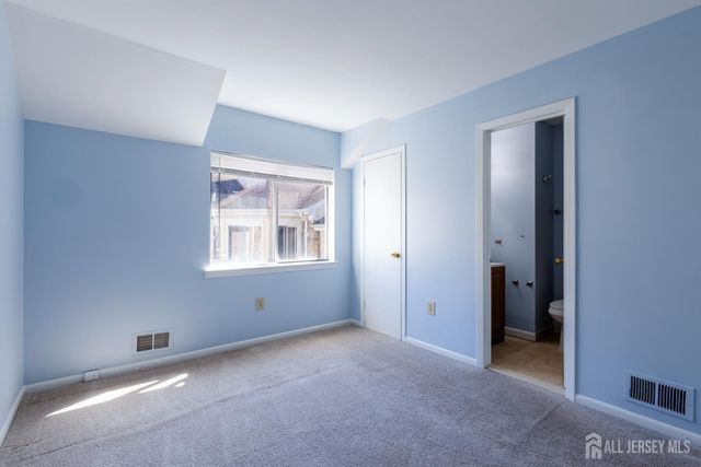 1050 Schmidt Lane, North Brunswick, NJ 08902