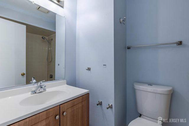 1050 Schmidt Lane, North Brunswick, NJ 08902