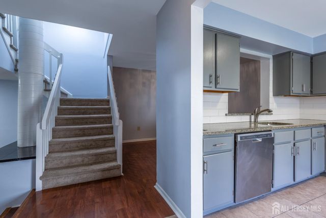 1050 Schmidt Lane, North Brunswick, NJ 08902