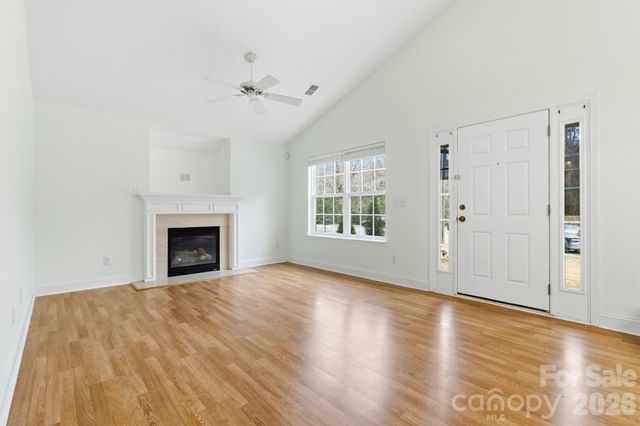 2126 Downing Street, Charlotte, NC 28205