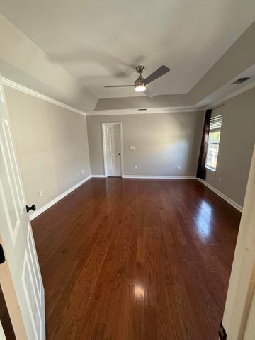 823 Harbor Place Drive, Charleston, SC 29412