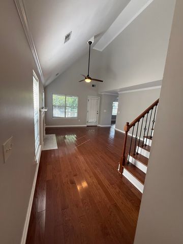 823 Harbor Place Drive, Charleston, SC 29412