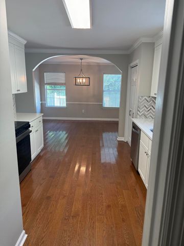 823 Harbor Place Drive, Charleston, SC 29412