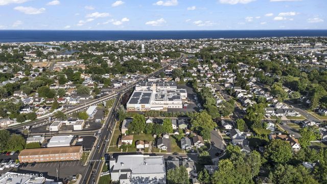 34 Lipman Place, Neptune City, NJ 07753