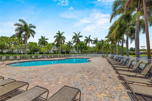 1125 SW 44th Avenue, Deerfield Beach, FL 33442