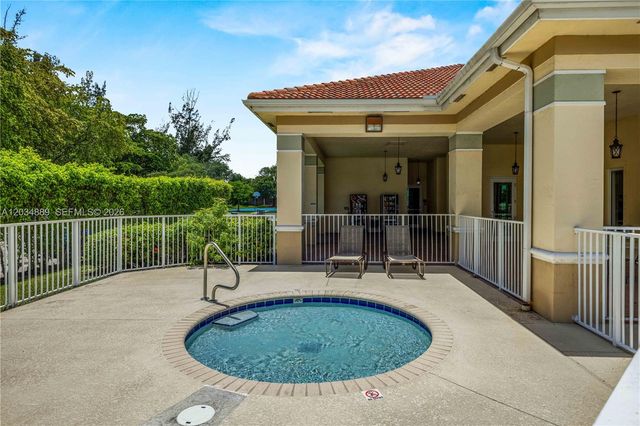 1125 SW 44th Avenue, Deerfield Beach, FL 33442
