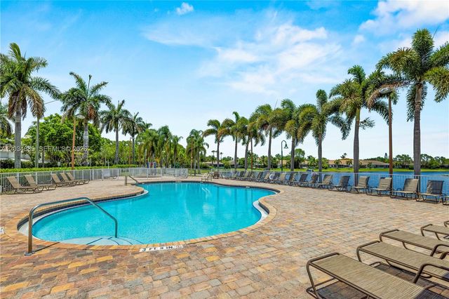 1125 SW 44th Avenue, Deerfield Beach, FL 33442