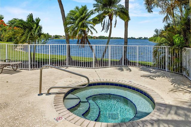 1125 SW 44th Avenue, Deerfield Beach, FL 33442