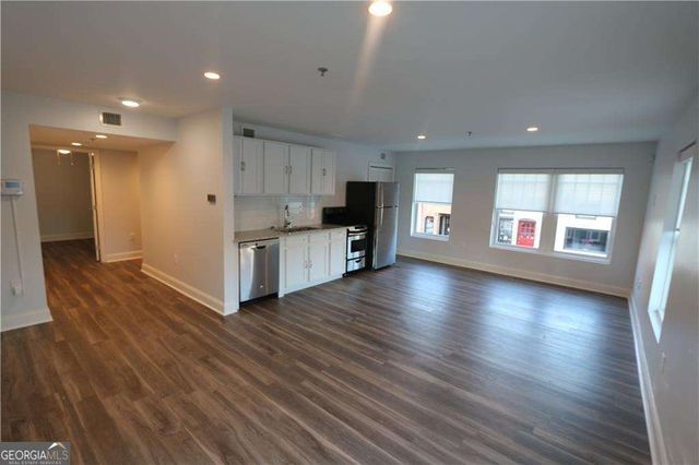 970 Main Street, Stone Mountain, GA 30083
