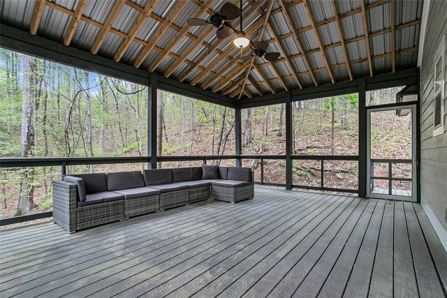 110 Pine Ridge Drive, Westminster, SC 29693