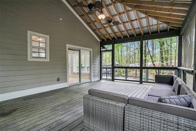 110 Pine Ridge Drive, Westminster, SC 29693
