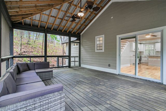 110 Pine Ridge Drive, Westminster, SC 29693