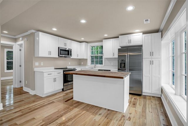110 Pine Ridge Drive, Westminster, SC 29693