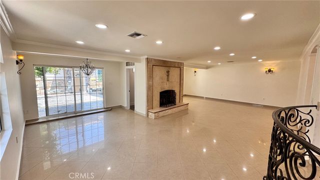 2138 N Frederic, Burbank, CA 91504