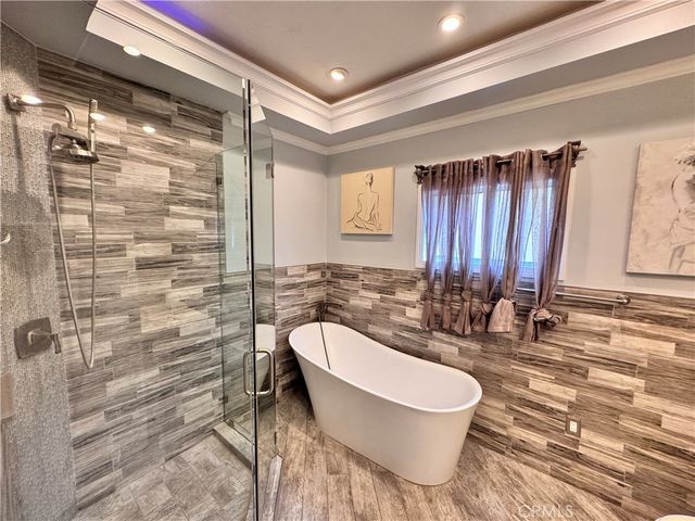 2138 N Frederic, Burbank, CA 91504