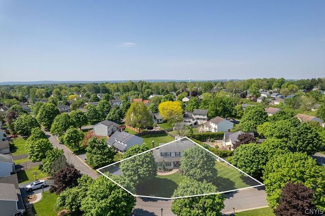 5021 Chesapeake Drive, Clay, NY 13212