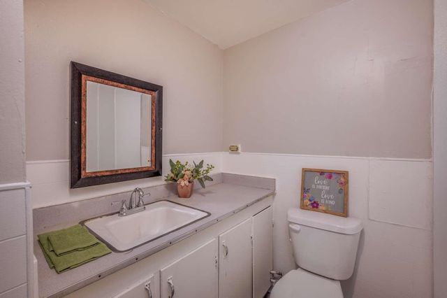 282 Tucapau Road, Wellford, SC 29385