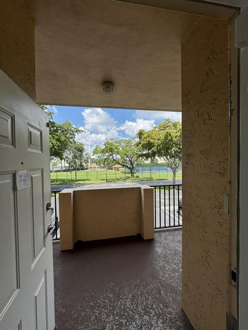 6720 Coral Lake Drive 6720, Margate, FL 33063