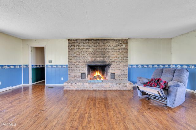 10960 Lonesome Pine Trail, Bulls Gap, TN 37711