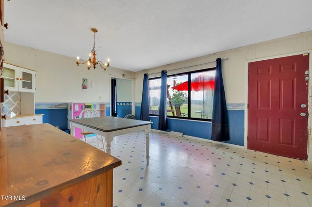 10960 Lonesome Pine Trail, Bulls Gap, TN 37711