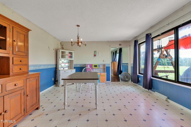 10960 Lonesome Pine Trail, Bulls Gap, TN 37711