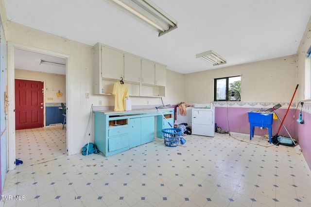 10960 Lonesome Pine Trail, Bulls Gap, TN 37711