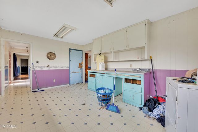 10960 Lonesome Pine Trail, Bulls Gap, TN 37711