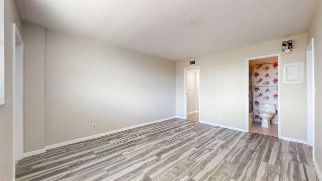 1051 HILLSBORO MILE 905E, Hillsboro Beach, FL 33062