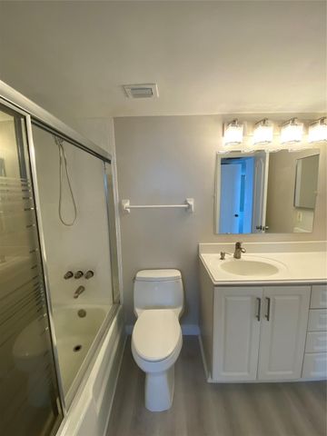 1051 HILLSBORO MILE 905E, Hillsboro Beach, FL 33062