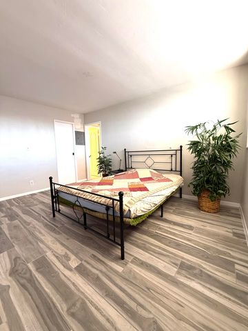 1051 HILLSBORO MILE 905E, Hillsboro Beach, FL 33062
