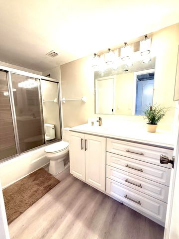 1051 HILLSBORO MILE 905E, Hillsboro Beach, FL 33062
