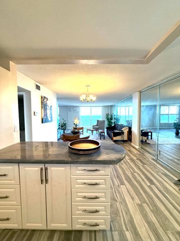 1051 HILLSBORO MILE 905E, Hillsboro Beach, FL 33062