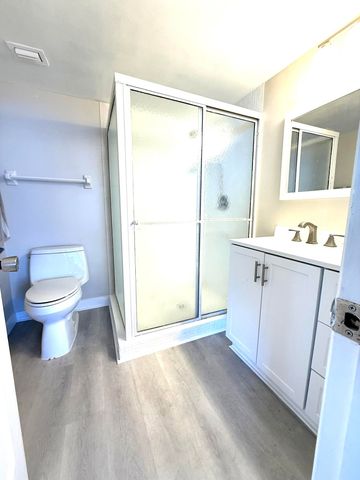 1051 HILLSBORO MILE 905E, Hillsboro Beach, FL 33062