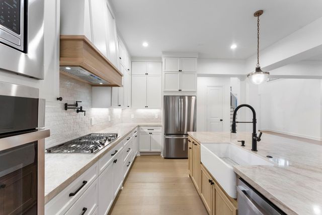 12111 Oak Haven W, Magnolia, TX 77354