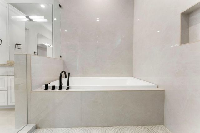 12111 Oak Haven W, Magnolia, TX 77354