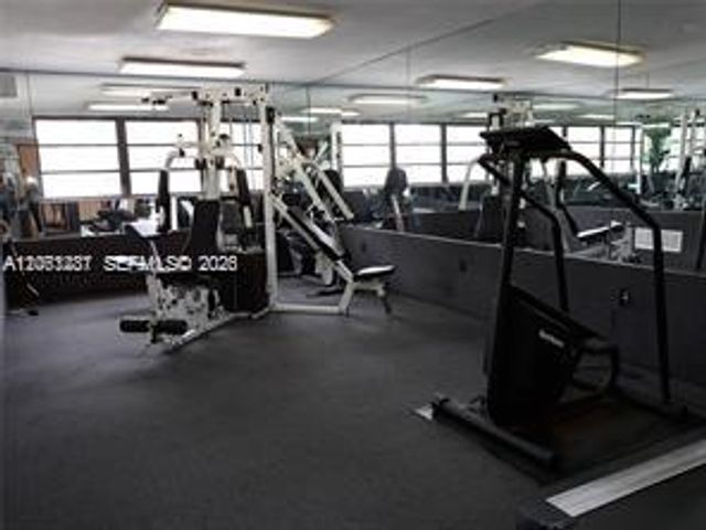 10421 N Kendall Dr C201, Miami, FL 33176