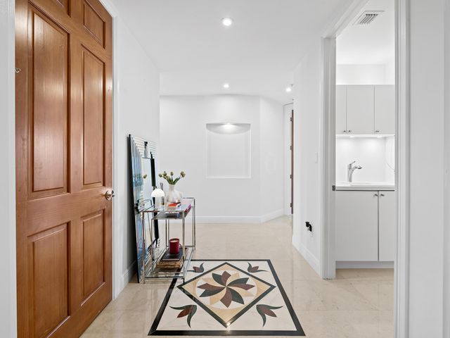 516 Hendricks Isle 4c, Fort Lauderdale, FL 33301