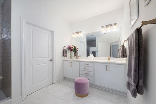 6475 Trinity Knoll Landing, Delaware, OH 43015