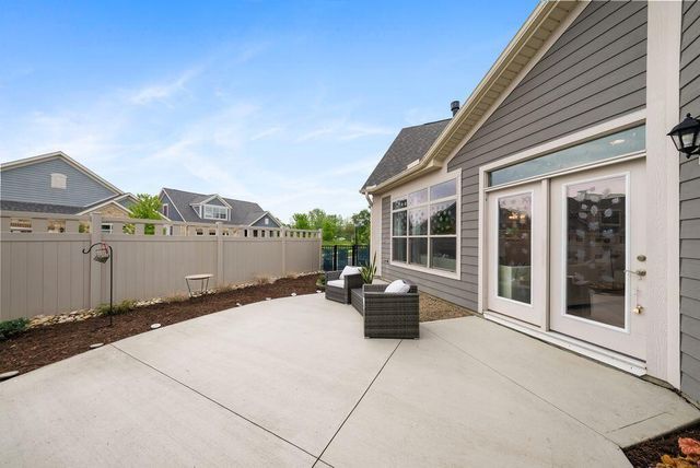 6475 Trinity Knoll Landing, Delaware, OH 43015