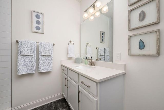 6475 Trinity Knoll Landing, Delaware, OH 43015