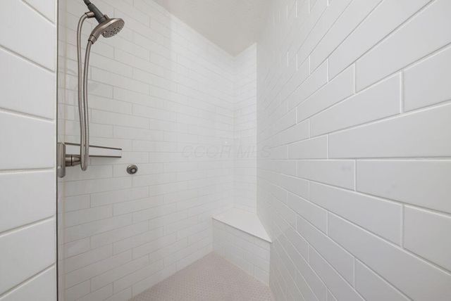 6475 Trinity Knoll Landing, Delaware, OH 43015