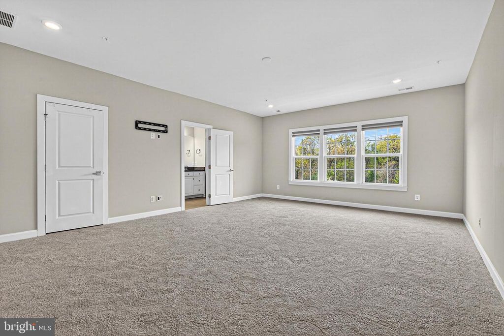 Image 22 of property listing at 6403 TOTTERIDGE ST, Baltimore, MD 21220