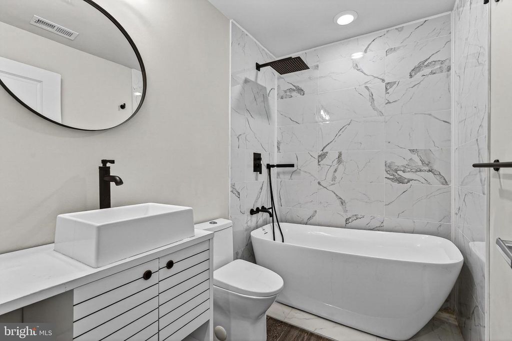 Image 30 of property listing at 6403 TOTTERIDGE ST, Baltimore, MD 21220